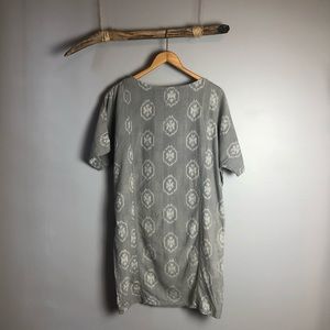 Grey and white 100% cotton vintage tunic.
